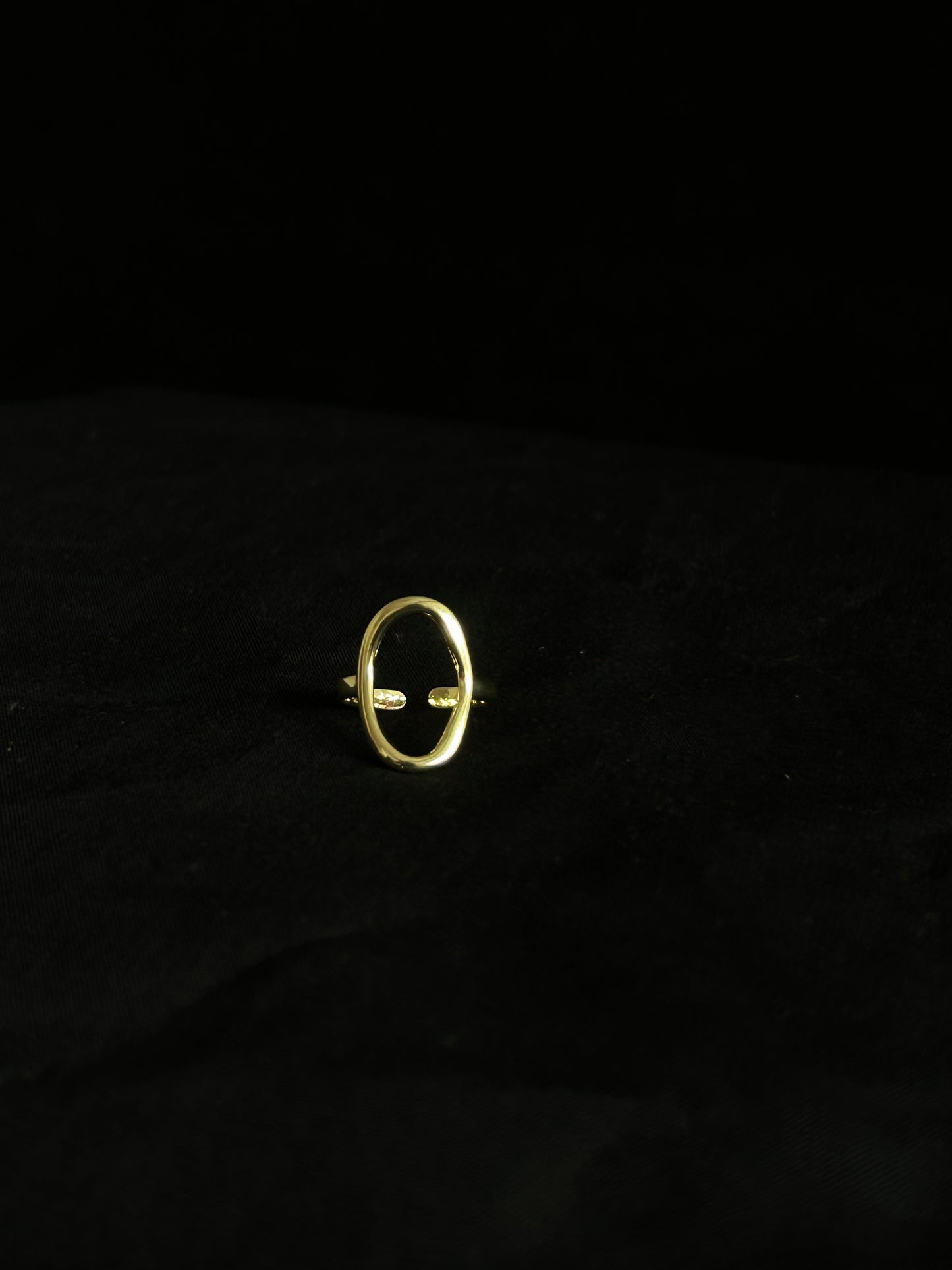 Anillo Liora