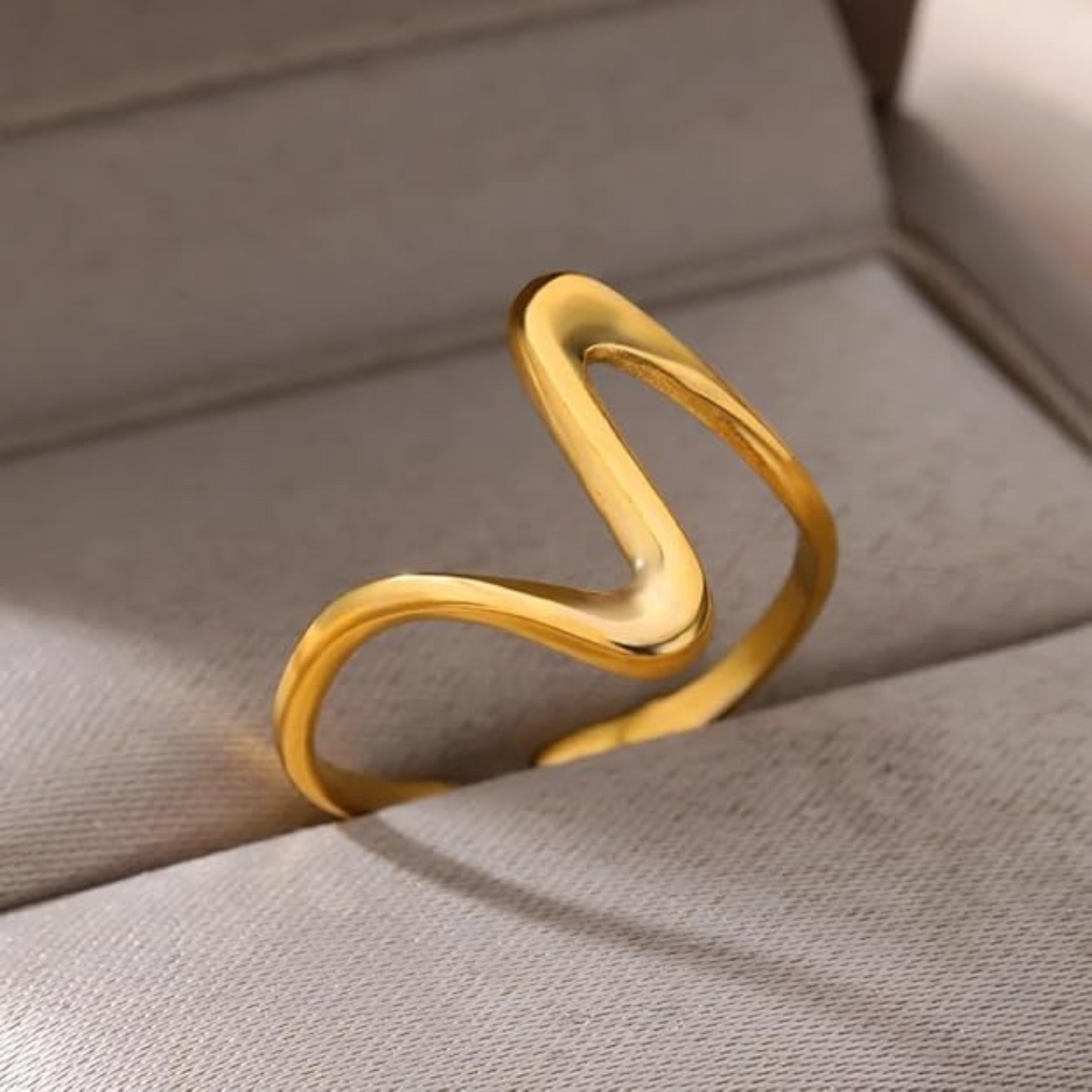 Anillo Esencia Asimétrica
